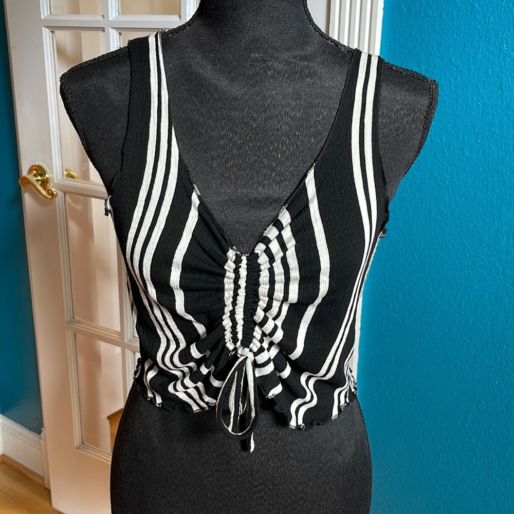 C’isa Striped Crop Tank Large (fits like small/med)